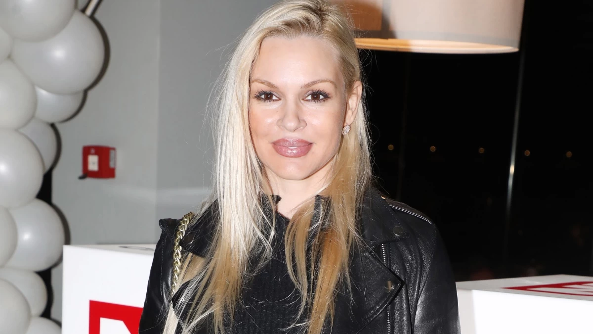 Βίκυ Κάβουρα: Στο γυμναστήριο με μαύρο κολάν και τα μαλλιά της πιασμένα κότσο - Νέα φωτογραφία από τον 5ο μήνα της εγκυμοσύνης της