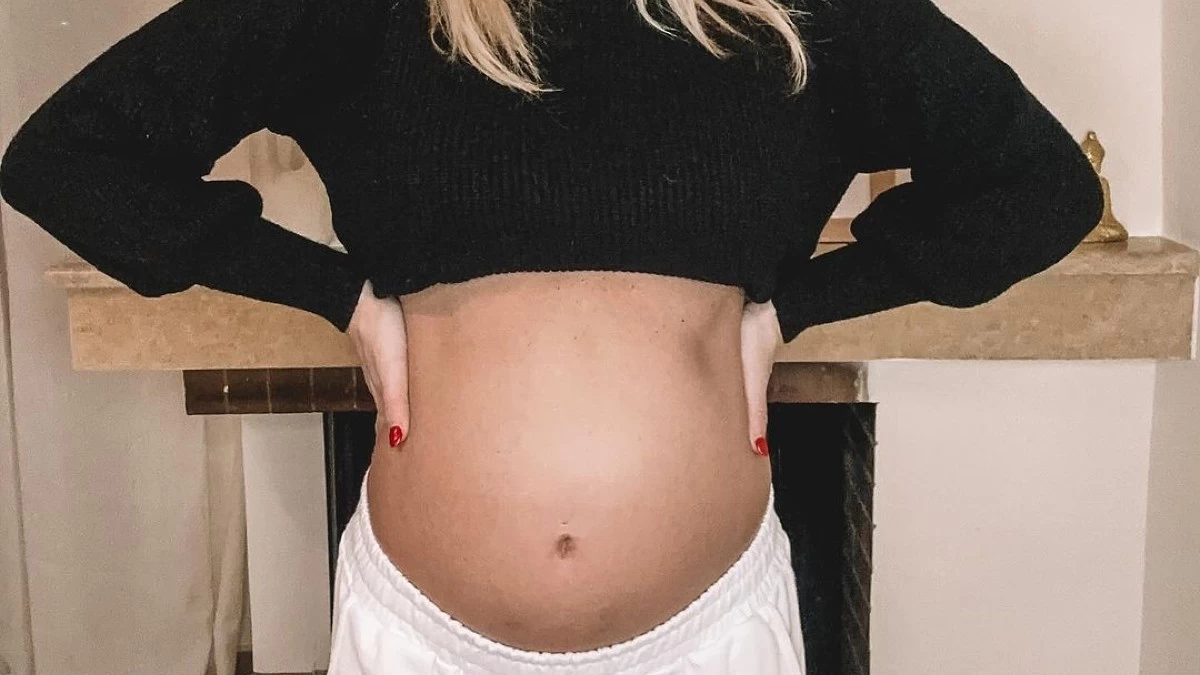 Πέντε μηνών έγκυος γνωστή Ελληνίδα παρουσιάστρια: «Δεν κρύβεται άλλο...» - Η προσωπική της αποκάλυψη