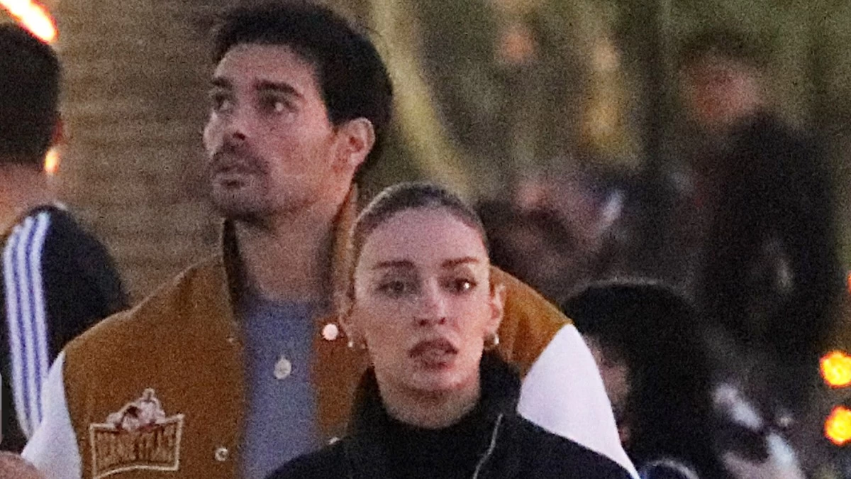 Ελένη Φουρέιρα - Αλμπέρτο Μποτία: Σπάνια δημόσια εμφάνιση για το ζευγάρι με τον 11 μηνών γιο τους