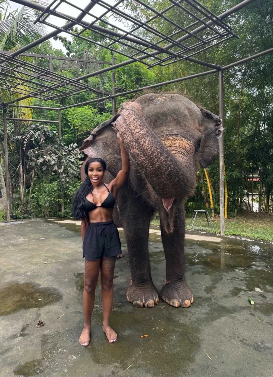 Ελίζαμπεθ Ελέτσι Μπαλί