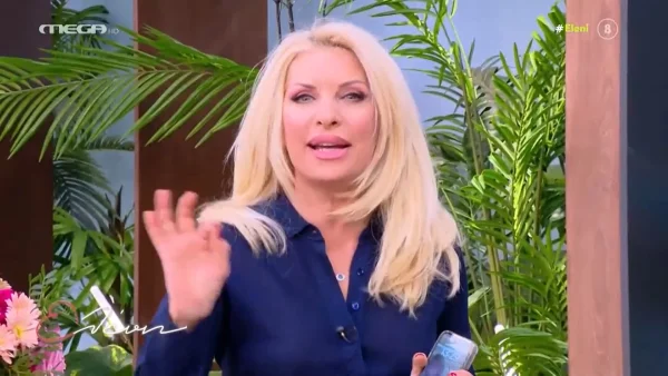 Ελένη Μενεγάκη: «Δεν ξέρω πως είναι να γνωρίζεις ότι δεν είναι δικό σου παιδί και να το προσφέρεις σε αυτούς που ανήκει...» - Η ιδιαίτερη εξομολόγηση