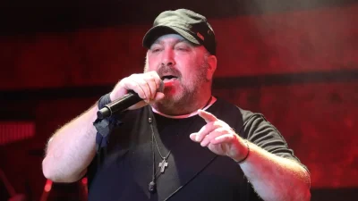 Ο Γιώργος Αλκαίος απαντάει για το βάρος του: «Όταν πήγα στην Eurovision έχασα κιλά γιατί...»