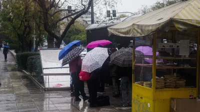 Έκτακτο δελτίο επιδείνωσης καιρού: «Σταδιακά από το μεσημέρι θα...» - Για βροχές, καταιγίδες και χιονοπτώσεις προειδοποιεί η ΕΜΥ