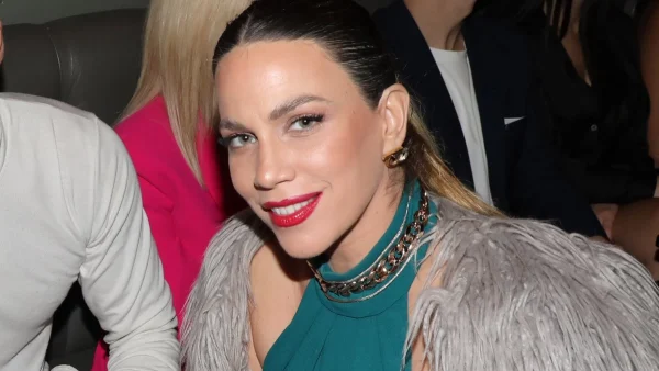 Κατερίνα Στικούδη: «Δε θα σε ρωτήσω!» - Σε έξαλλη κατάσταση η εγκυμονούσα λίγο πριν φέρει στον κόσμο το παιδί της