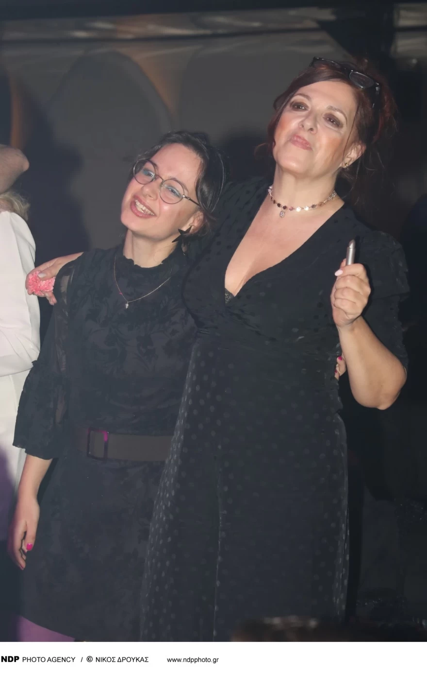 Ελένη Ράντου - Κόρη - Μπουζούκια