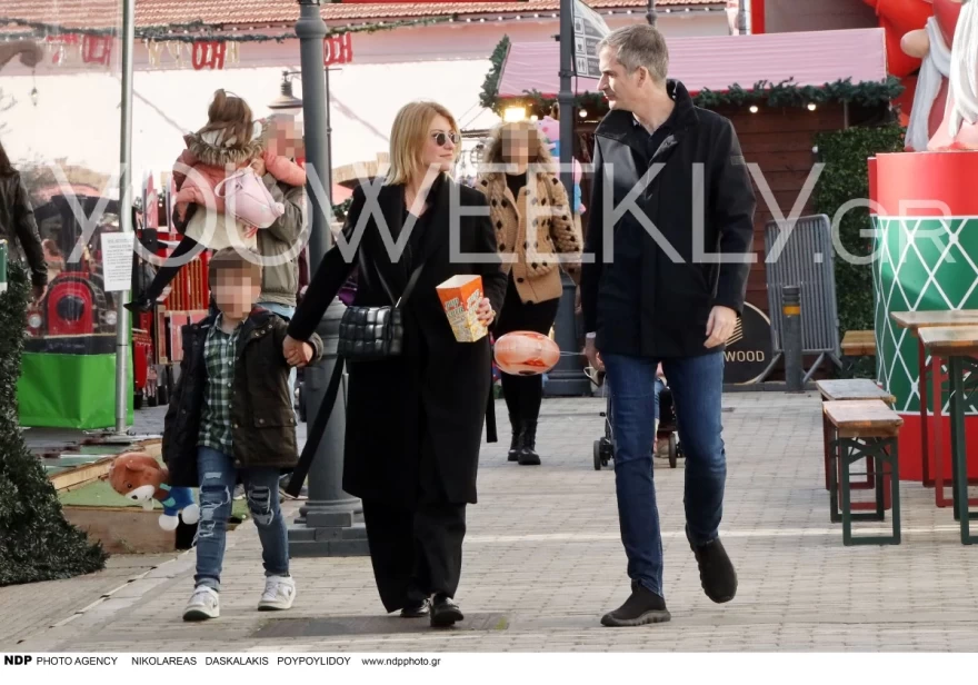 Σία Κοσιώνη Κώστας Μπακογιάννης παιδί