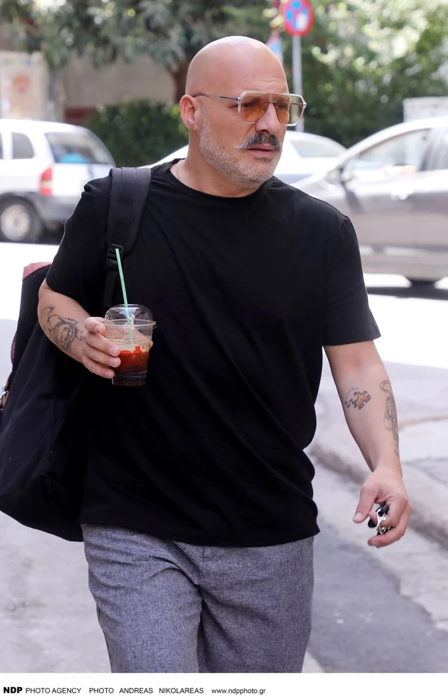 Ο Νίκος Μουτσινάς