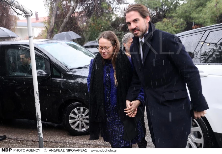 Μνημόσυνο τέως βασιλιά Κωνσταντίνου Φίλιππος Νίνα Φλορ