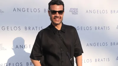 Παντελής Τουτουντζής: Σπάνια κοινή φωτογραφία με τον σύντροφό του - Το τρυφερό φιλί του ζευγαριού