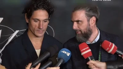 Πάνος Βλάχος - Η ενόχληση του με τους δημοσιογράφους: «Ελπίζω να μην λερώσετε την όμορφη στιγμή»