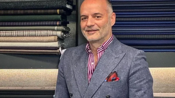 Γιώργος Παπαδόγαμβρος: O πιο περιζήτητος "ράφτης" των γαμπρών