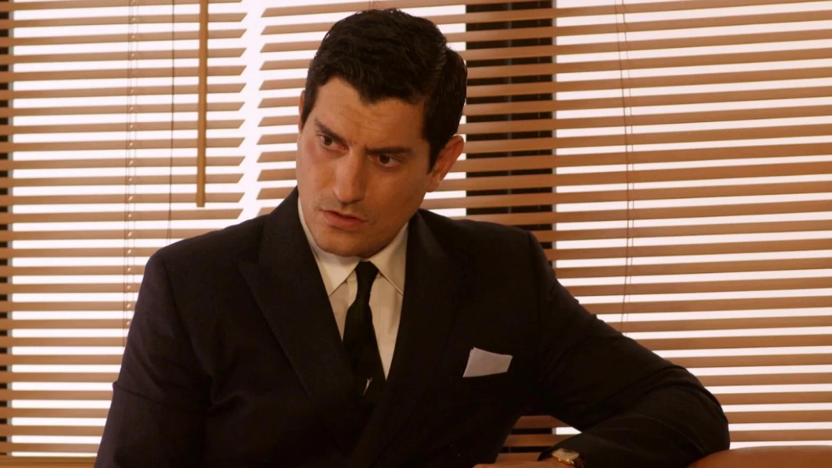 Ο Παράδεισος των Κυριών: Ο Σίμος δέχεται να πουλήσει τον Παράδεισο στον Ντίνο