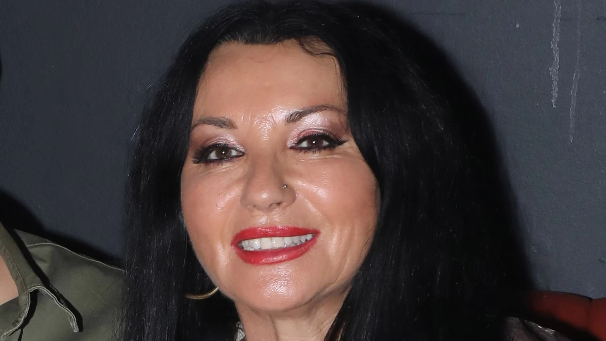 Πόπη Μαλλιωτάκη: Με μικροσκοπικό λεοπάρ μαγιό στην Ταϊλάνδη - Οι εντυπωσιακές πόζες μαζί με τον γιο της