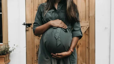 Διατροφή & κύηση: Τι είναι καλό να τρώει & τι να αποφεύγει μια έγκυος;