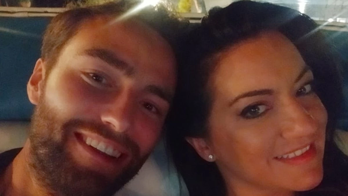 Survivor: «Θέλουν να τον διώξουν!» - Η γυναίκα του Rob James Seymour ξεσπά πρώτη φορά για τους Μπλε!