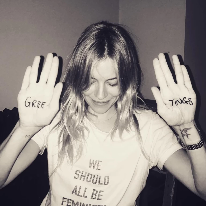 Sienna Miller γέννησε