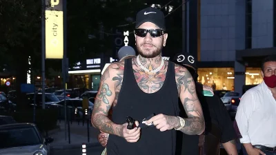 Snik: «Συνεχίστε να παρακαλάτε για καμία συνέντευξη...» - Ξεσπά για τα αρνητικά σχολία της ανάρτησης με τον Γιώργο Λιάγκα