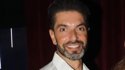 Σπύρος Μαρτίκας: Ψηλός, γοητευτικός με μούσια - Πασίγνωστος Έλληνας ηθοποιός είναι ξάδερφος του φαρμακοποιού