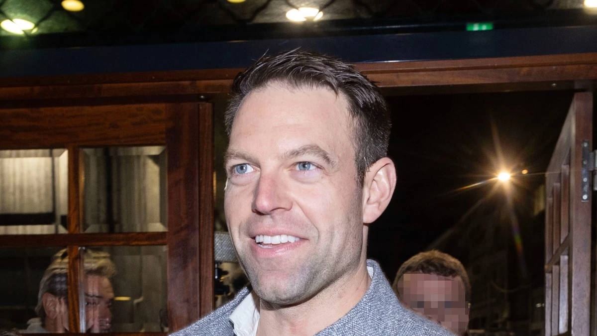 Στέφανος Κασσελάκης: Μόνος του σε βραδινή έξοδο χωρίς το σύζυγό του, Tyler McBeth - Έκλεψε την παράσταση με την εμφάνισή του