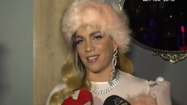 Κατερίνα Στικούδη: «Ο γιατρός ξέρει! Έχω ετοιμάσει...» - Η κατάσταση της στον 9ο μήνα της εγκυμοσύνης της λίγο πριν τη γέννα