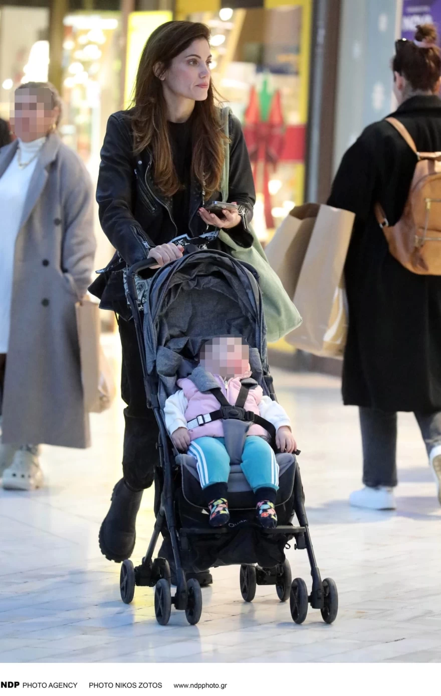 Μαίρη Συνατσάκη - Ολίβια