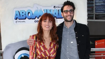 Μαίρη Συνατσάκη - Ίαν Στρατής: Ποζάρουν αγκαλιά με την μικρή Ολίβια για την πρώτη φωτογραφία του 2024