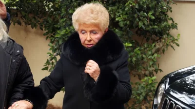 Βέφα Αλεξιάδου: «Ήμασταν πολύ αγαπημένες, έχει φύγει βέβαια από τη ζωή...»