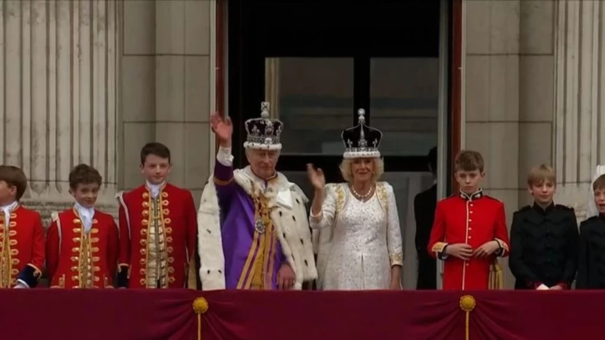 Θρήνος - Παλάτι Μπάκιγχαμ