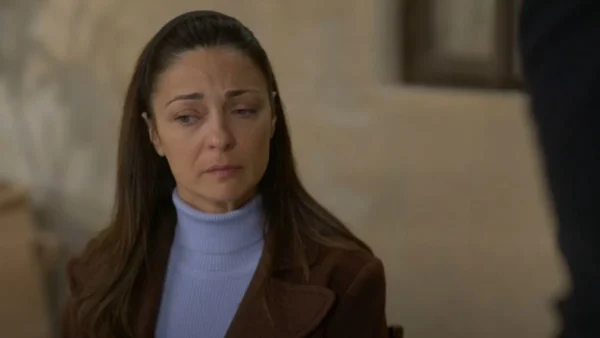 Ηλέκτρα (26/2): «Μαζί μου ξεγέννησες, δεν είναι 7μηνίτικο...» - Η Ηλέκτρα χάνει το μυαλό της από τα χάπια