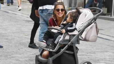 Ελένη Χατζίδου: «Τι μας βρήκε πάλι...» - Νέα περιπέτεια για την κόρης της λίγο μετά τη νοσηλεία