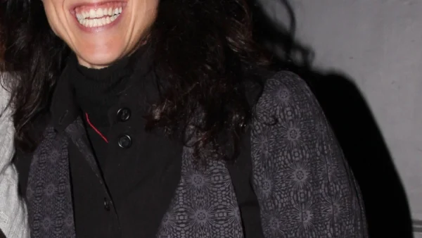 Ελληνίδα ηθοποιός παντρεύεται την σύντροφό της - Η πρώτη αναγγελία γάμου γυναικών στην Ελλάδα