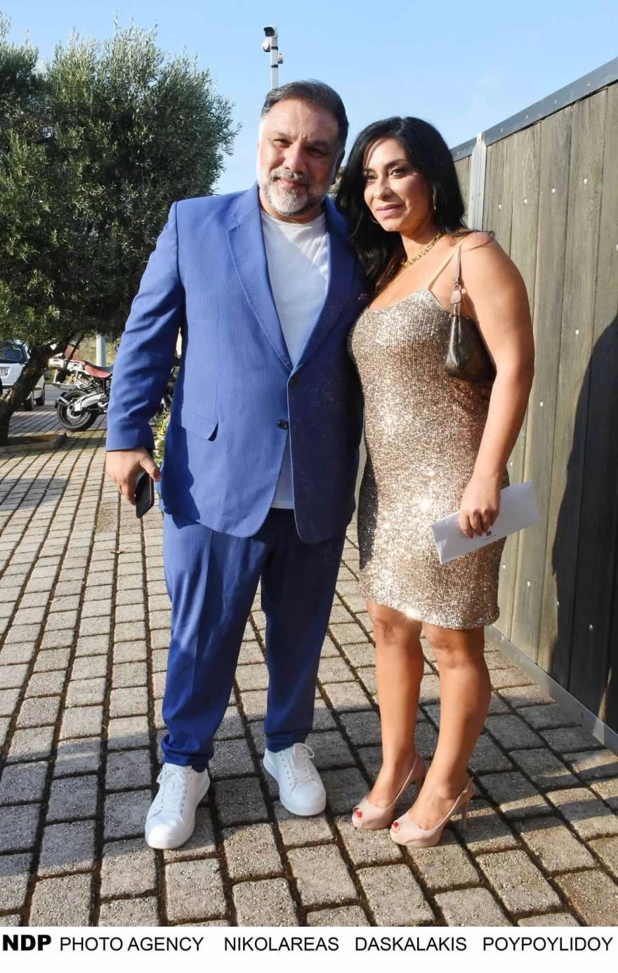 Γρηγόρης Αρναούτογλου Νάνσυ Αντωνίου