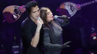 Δήμος Αναστασιάδης για  Άντζελα Δημητρίου: «Είναι η βουβή στεναχώρια που έχει...» - Στο πλευρό της ο συνεργάτης της μετά τον θάνατο της μητέρας της