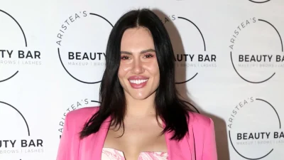 Έλενα Τσαγκρινού: Έβαζε τα χέρια μπροστά από την κοιλίτσα της και φορούσε... - Πώς έκρυβε την εγκυμοσύνη της στις κάμερες 10 μέρες πριν την ανακοίνωση