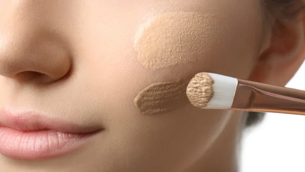 Mε αυτό το κόλπο θα βρεις την κατάλληλη απόχρωση makeup που ταιριάζει στην επιδερμίδα σου!