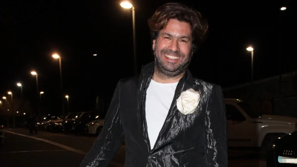 Γιώργος Καράμπελας: «Δεχόμουν εκφοβισμό ακόμα και μέσα στην οικογένειά μου επειδή έκανα χορό»