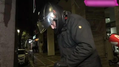 Γιώργος Κιμούλης: Η πρώτη αντίδραση μετά την παραπομπή σε δίκη - Φόρεσε γρήγορα το κράνος του και γύρισε την πλάτη