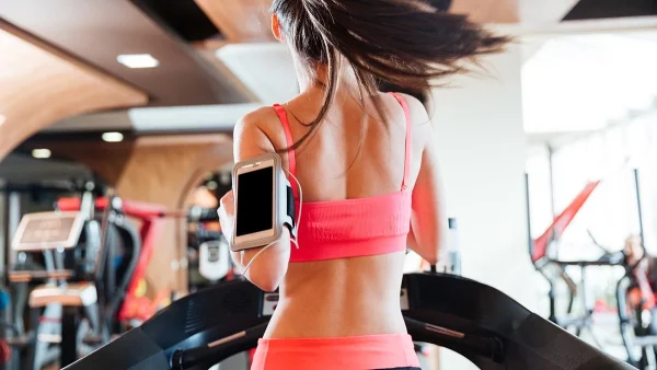 4 βασικά tips ευεξίας που μάθαμε από τη Victoria Beckham