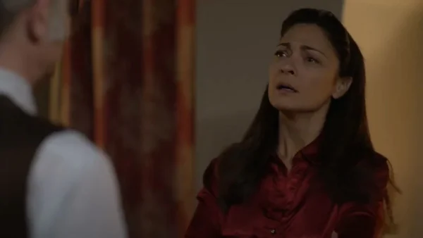 Ηλέκτρα (20/20): «Την ποτίζεις φάρμακα χωρίς να το ξέρει;» - Η καταγγελία και το ξέσπασμα της Ηλέκτρας