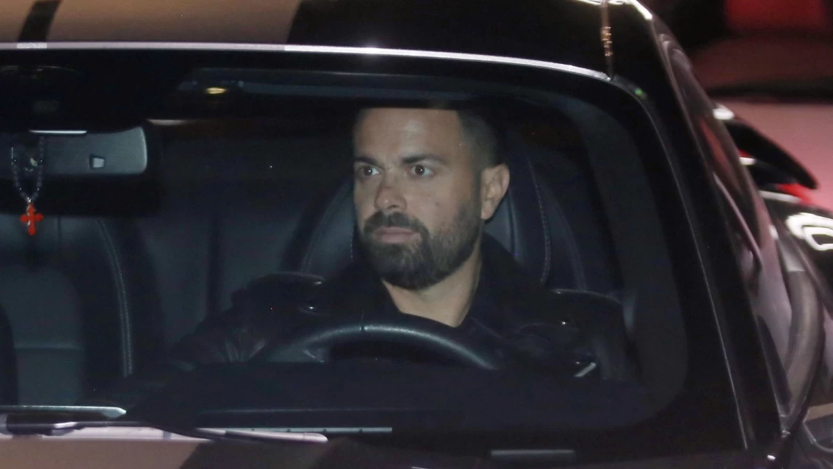 Ηλίας Βρεττός: «Τα σίδερα μέσα μου που για πρώτη φορά σας δείχνω...» - Οι ανατριχιαστικές φωτογραφίες 6 χρόνια μετά το σοκαριστικό τροχαίο