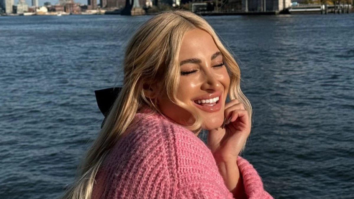 Ιωάννα Τούνη: Με επίπεδη κοιλιά και δύο μέτρα πόδια ξαπλωμένη σε παραλία του Μεξικό - Χαλασμός με τις φωτογραφίες που δημοσίευσε