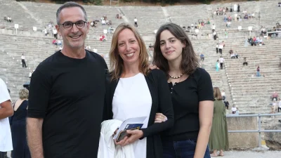 Κώστας Κρομμύδας: «Η κόρη μου δουλεύει για να καταλάβει τι σημαίνει μεροκάματο»