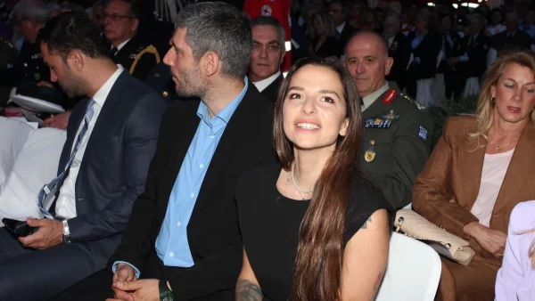 Εριέττα Κούρκουλου: Γιορτάζει αγκαλιά με τον Βύρωνα Βασιλειάδη την ημέρα του Αγίου Βαλεντίνου – Δείτε φωτογραφίες