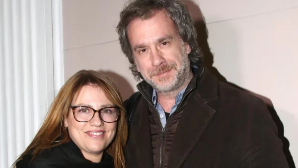 Μαριάννα Τουμασάτου: «Παγκόσμια ημέρα κατά του καρκίνου! Ο δικός μου αγωνιστής!» - Ραγίζει καρδιές με τη φωτογραφία που δημοσίευσε