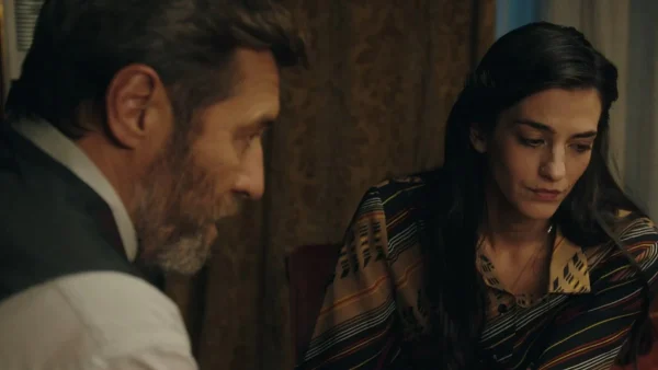 Το Ναυάγιο (5/2): Ο Ιπποκράτης σφίγγει όλο και περισσότερο το "σχοινί" γύρω από το λαιμό της Ειρήνης