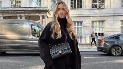 Hello 90s: Αυτή η νοσταλγική τάση στα παντελόνια επιστρέφει και σίγουρα θα αντικαταστήσει τα κολάν