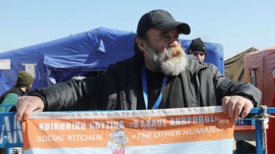 Κωνσταντίνος Πολυχρονόπουλος: Διάταξη ποινικής έρευνας στον δημιουργό του ''Άλλου Ανθρώπου'' και στην οικογένειά του