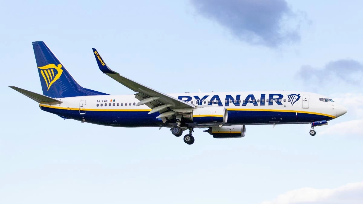 Ryanair: Απίστευτη προσφορά για τον Απρίλιο - Δεν πρέπει να την χάσεις