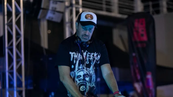 Θέμης Γεωργαντάς: Βυθισμένος στο πένθος - «Μου την έκανες, μπαγάσα! Θα μου λείψεις...»