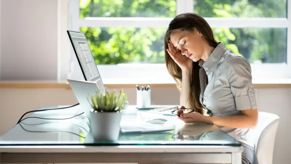 Νιώθεις συνεχώς κουρασμένη; Δες 5 αθώους λόγους για τους οποίους αισθάνεσαι έτσι!